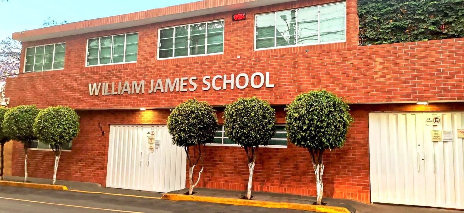 Fachada del Colegio William James